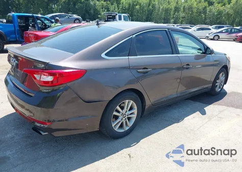 2017 Hyundai Sonata z USA, uszkodzony, nr VIN 5NPE24AF8HH453453